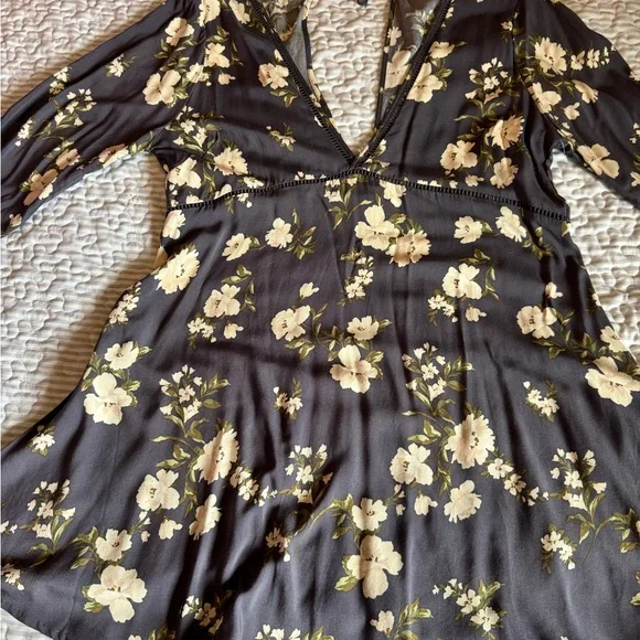 O'Neill flowy Floral Backless Dress - Picture 7 of 11